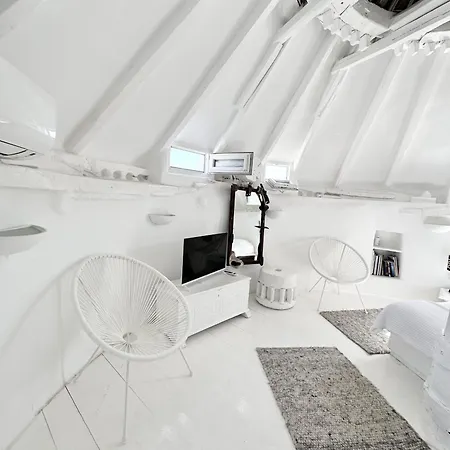 She Mykonos - Luxury